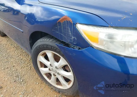 2010 Toyota Camry Se/Le/Xle z USA, uszkodzony, nr VIN 4T1BK3EK3AU603979